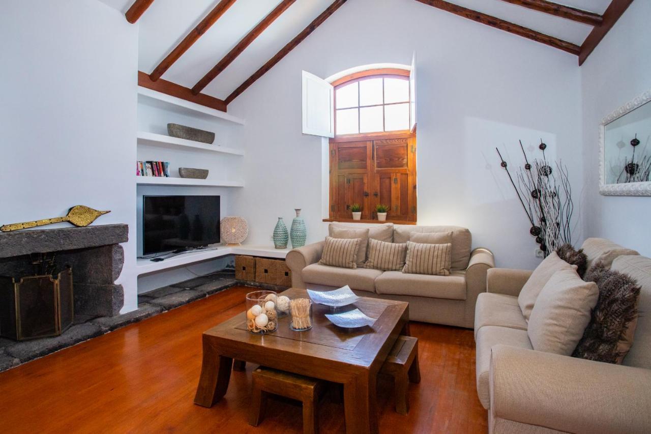 Casa Seara Piscina, Wifi Y 400 Metro De La Playa, Vil·la Arrecife (Lanzarote)