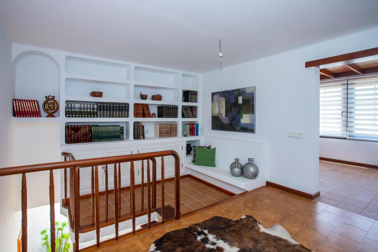 Vil·la Casa Seara Piscina, Wifi Y 400 Metro De La Playa, Arrecife (Lanzarote)